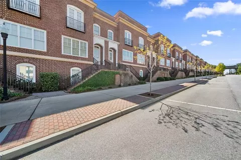 5139 Peachtree Rd, Chamblee, GA 30341 photo 2