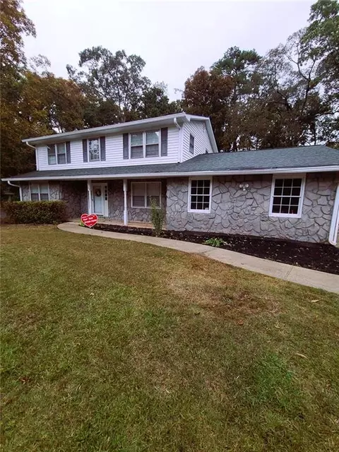 30 Hickory Dr, Stockbridge, GA 30281