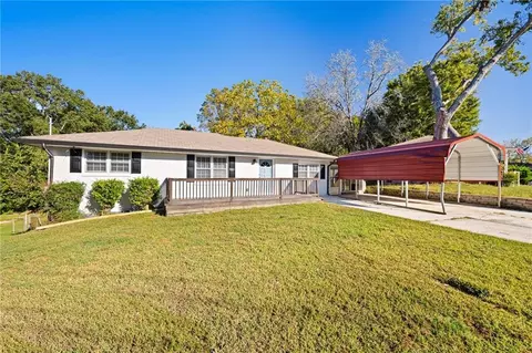 1785 Crestridge Dr SE, Marietta, GA 30067