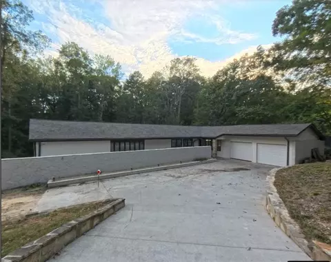 1351 Paces Forest Dr NW, Atlanta, GA 30327