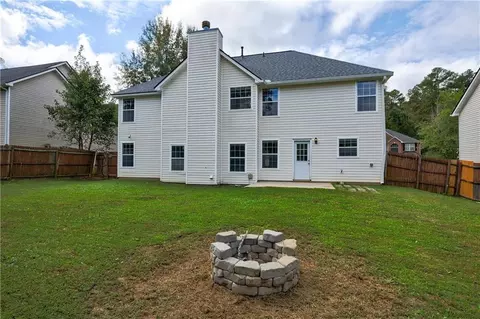 Exterior - 6160 Redtop Loop, Fairburn, GA 30213 photo 3 of 13