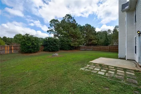 Exterior - 6160 Redtop Loop, Fairburn, GA 30213 photo 9 of 13