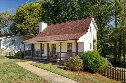 4135 Fawn Ln SE, Smyrna, GA 30082