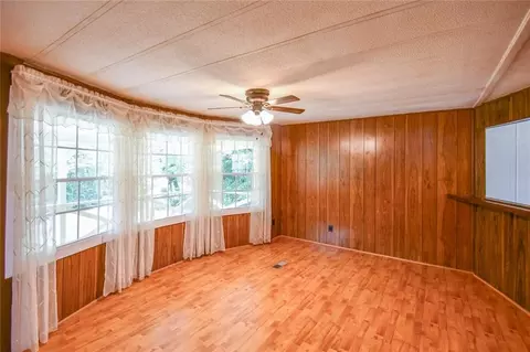 Living - 450 Griffith Ave, Jasper, GA 30143 photo 1 of 8