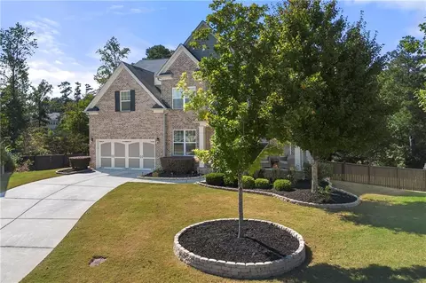 Exterior - 3596 Bendleton Dr, Buford, GA 30519 photo 4 of 9