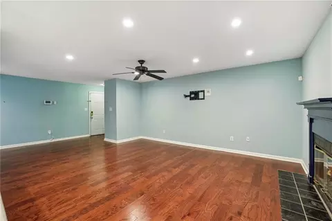 64 Devon Ln, Avondale Estates, GA 30002 photo 8