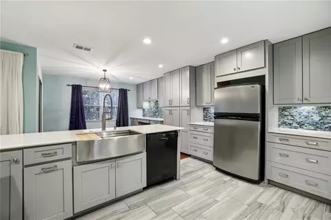 64 Devon Ln, Avondale Estates, GA 30002 photo 15