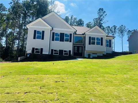 6005 Crowley Dr, Douglasville, GA 30135