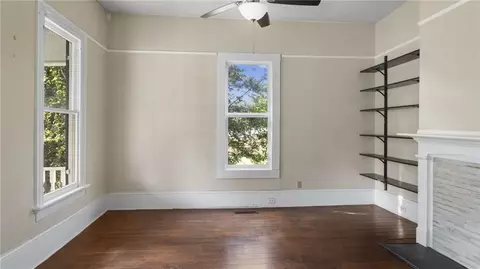 Living - 611 Monroe St, Macon, GA 31201 photo 6 of 8