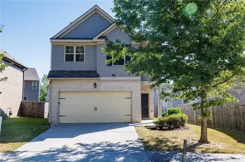 6535 Woodwell Dr, Union City, GA 30291