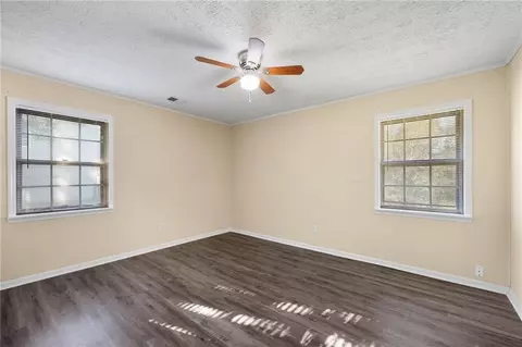 Bedroom - 249 Davis Dr, Calhoun, GA 30701 photo 3 of 3