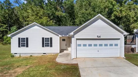 359 River Trace Dr, Villa Rica, GA 30180