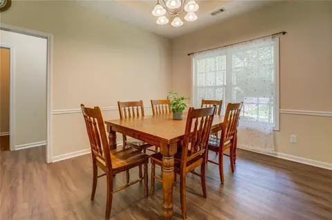Dining - 933 Fincher Rd, Covington, GA 30016 photo 1 of 3