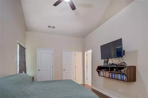 Bedroom - 933 Fincher Rd, Covington, GA 30016 photo 3 of 6