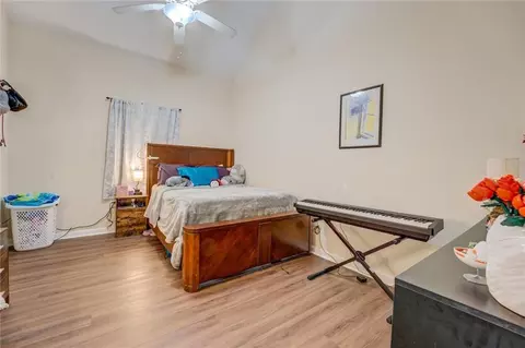 Bedroom - 933 Fincher Rd, Covington, GA 30016 photo 5 of 6