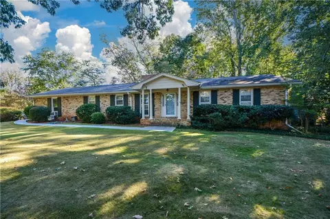 5379 Harris Cir, Atlanta, GA 30338