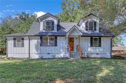 2638 Cleburne Pkwy, Powder Springs, GA 30127
