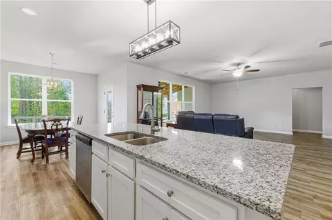 2052 Waterside Ln, Bethlehem, GA 30620 photo 8