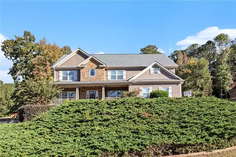 6086 Willowpond Ct, Douglasville, GA 30135