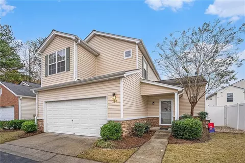 286 Windcroft Cir NW, Acworth, GA 30101