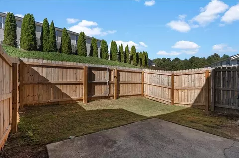 Exterior - 536 Rendezvous Rd, Acworth, GA 30102 photo 2 of 11