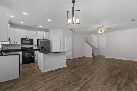 Living - 536 Rendezvous Rd, Acworth, GA 30102 photo 4 of 4