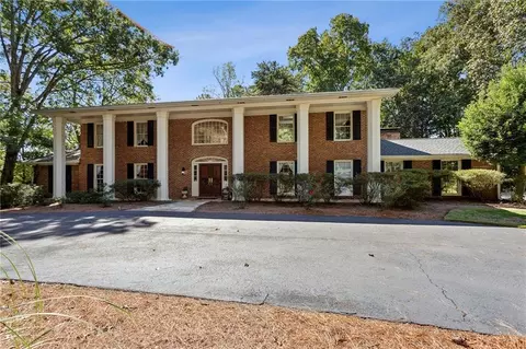 290 Glen Lake Dr, Atlanta, GA 30327