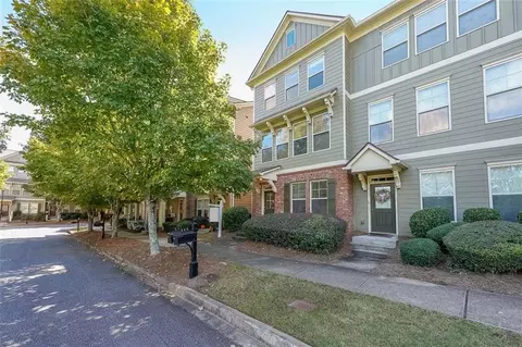 671 Village Field Ct, Suwanee, GA 30024