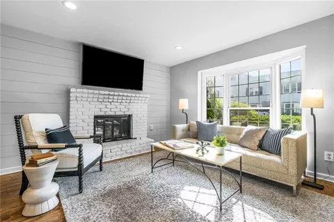 136 Peachtree Memorial Dr NW #NC8, Atlanta, GA 30309
