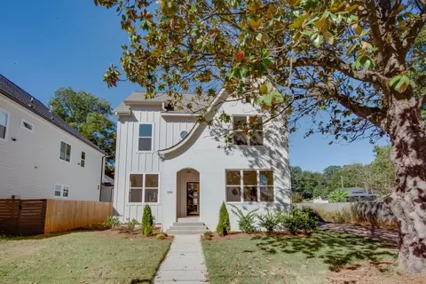 3395 Lee St, East Point, GA 30344