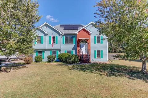 154 Serenity Ct, Hoschton, GA 30548