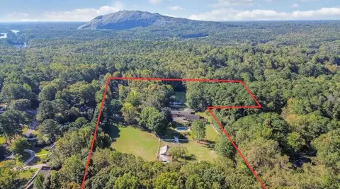 5888 Old Stone Mountain Rd, Stone Mountain, GA 30087