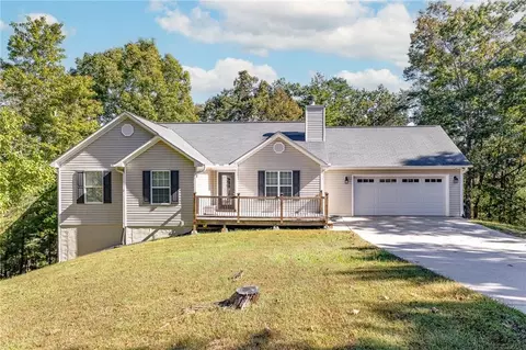 84 Pin Oak Ln, Ellijay, GA 30540