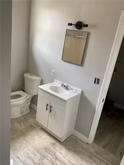 Bath - 14 Ivy St, Porterdale, GA 30014 photo 1 of 2