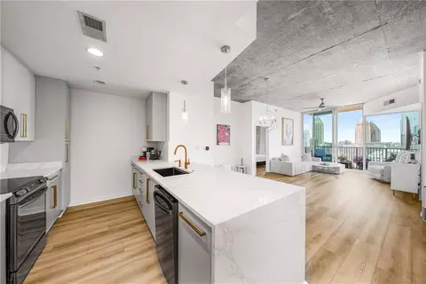 860 Peachtree St NE #2105, Atlanta, GA 30308