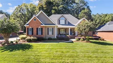 28 W Brook Dr SW, Rome, GA 30165