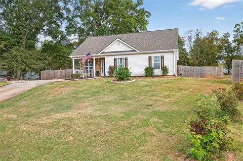 205 Joshua Ct, Social Circle, GA 30025