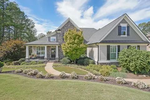 102 Silverdale Ln, Acworth, GA 30101