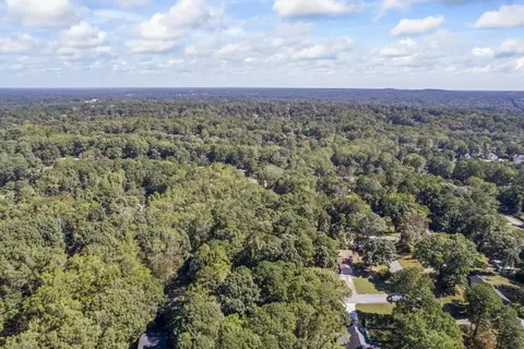 1461 Fox Forest Ter SW, Lilburn, GA 30047