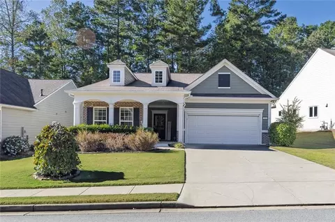124 Riverside Ln, Woodstock, GA 30188