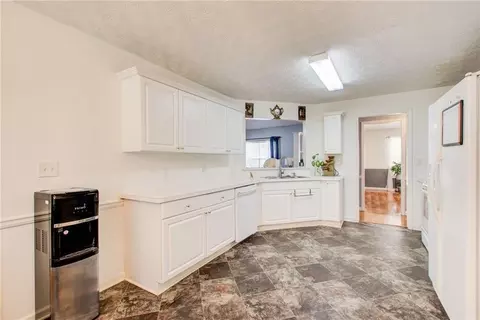 230 Forest Brook Dr, Covington, GA 30016 photo 12