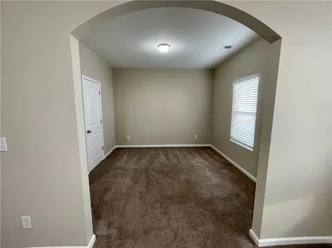 Living - 524 Stable View Loop, Dallas, GA 30132 photo 7 of 8