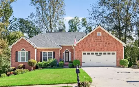 1605 Cheshire Ct, Lawrenceville, GA 30043