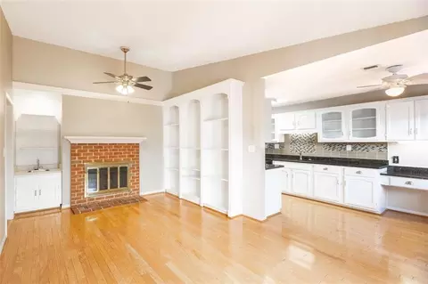 6501 Deerings Ln, Peachtree Corners, GA 30092