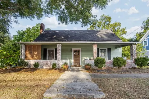 207 Confederate Ave, Dallas, GA 30132