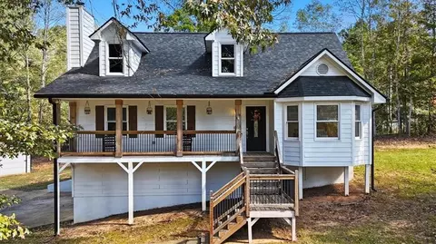 92 W Creekview Dr, Jasper, GA 30143