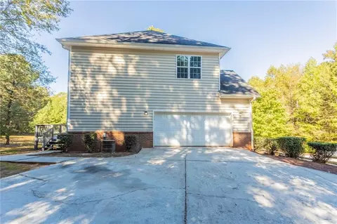 145 Providence Dr, Covington, GA 30016 photo 23