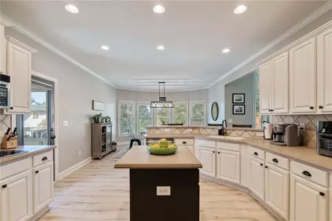 780 Sentry Ridge Xing, Suwanee, GA 30024 photo 14
