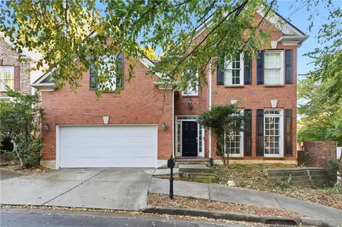 1 Village Walk Dr, Decatur, GA 30030