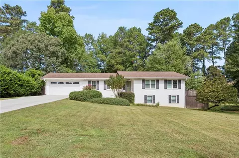 2995 Haverford Ln SE, Marietta, GA 30067